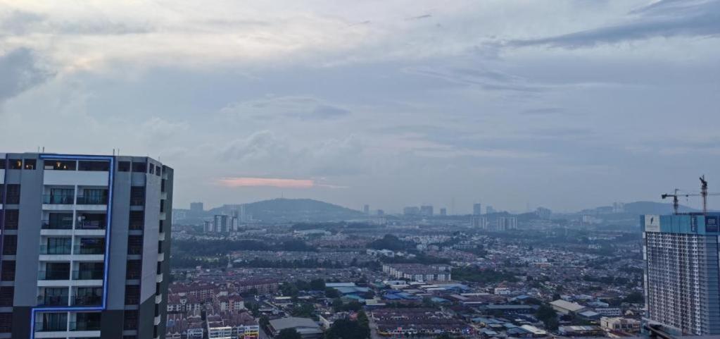 Landmark Residence 2 Service Apartment 5Min To Mrt 20Min To Kl Каджанг Экстерьер фото