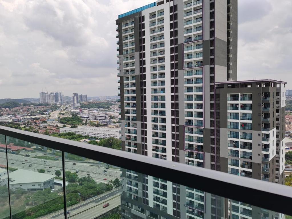 Landmark Residence 2 Service Apartment 5Min To Mrt 20Min To Kl Каджанг Экстерьер фото