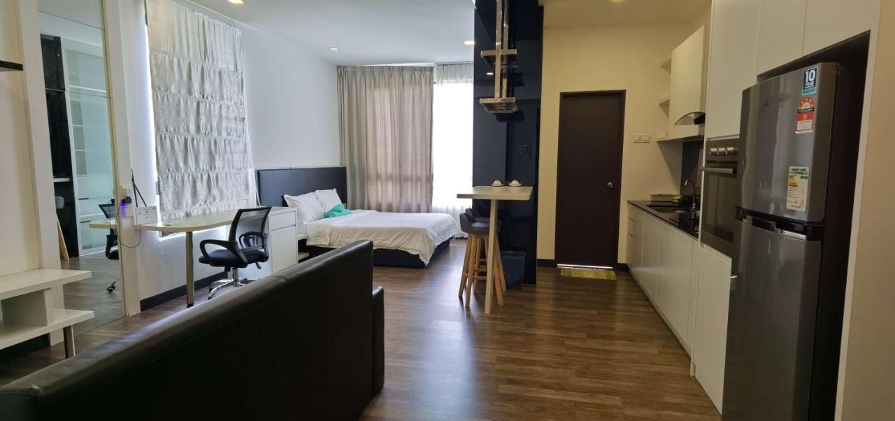 Landmark Residence 2 Service Apartment 5Min To Mrt 20Min To Kl Каджанг Номер фото